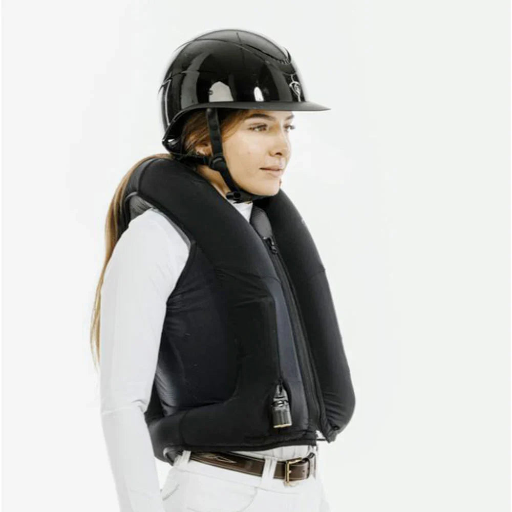 EQUITHÈME Airsafe Airbag Vest – Discreet Protection with Zip-Front Design