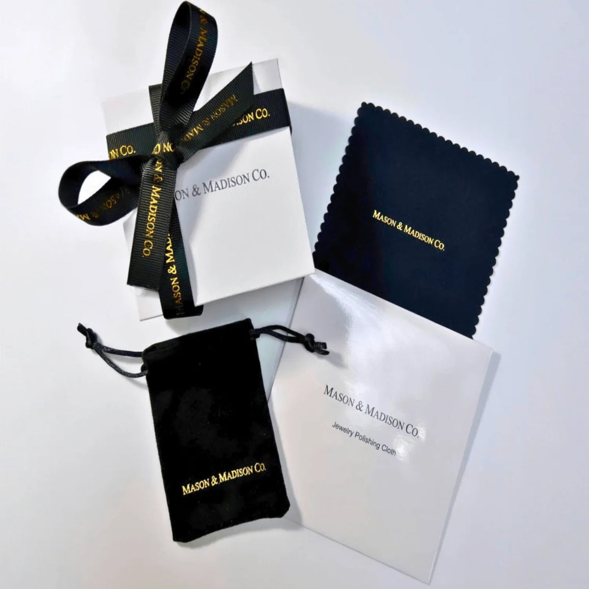 Jewelry Gift Box Set with Ribbon - Essential