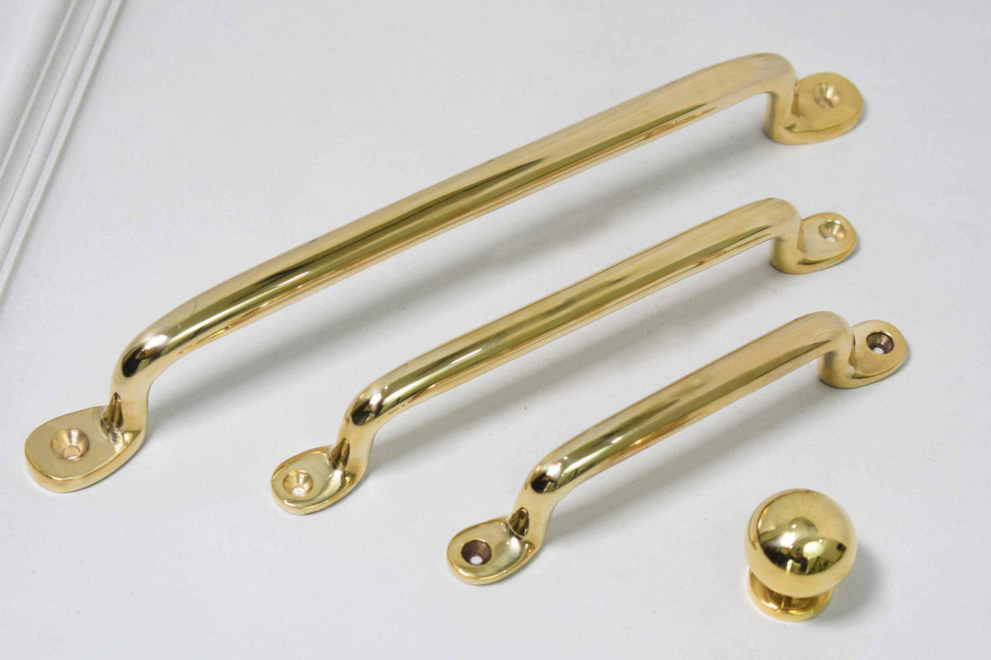 Serene Cabinet Pulls - Unlacquered Brass Polished