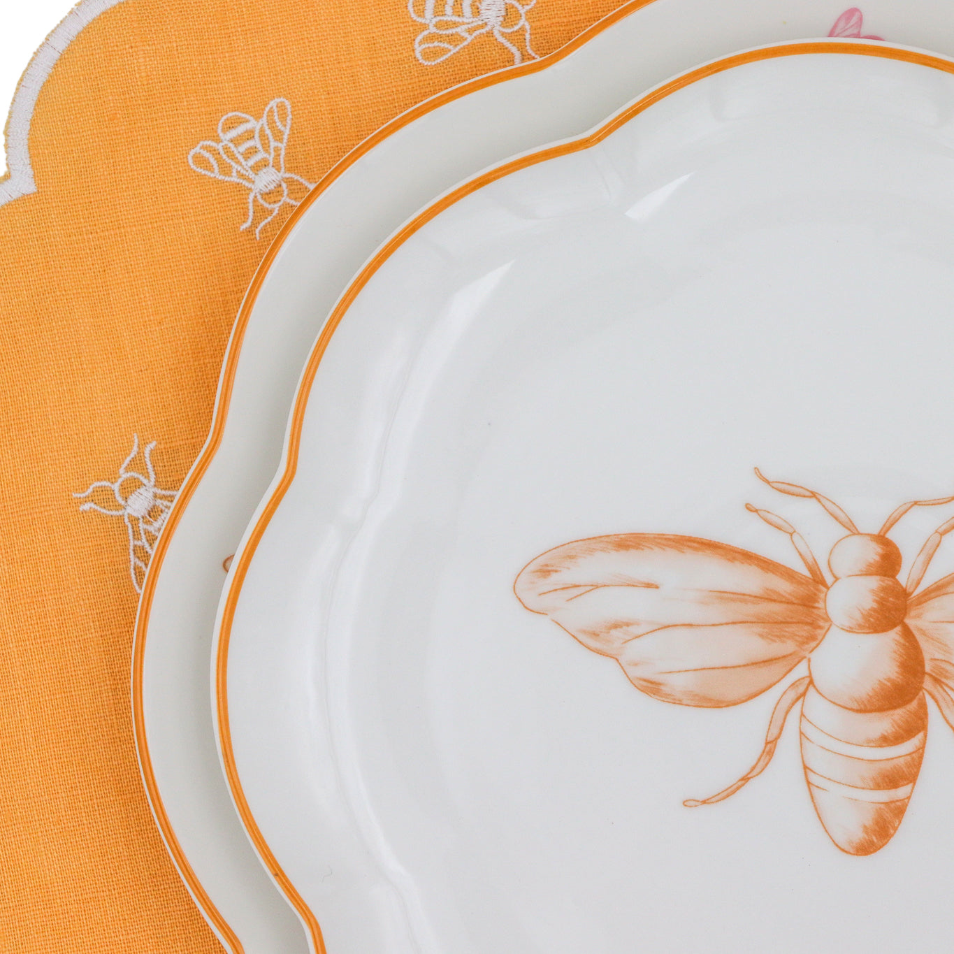 Bumble Homecoming Scalloped Starter Plate - Case of 12 Plates