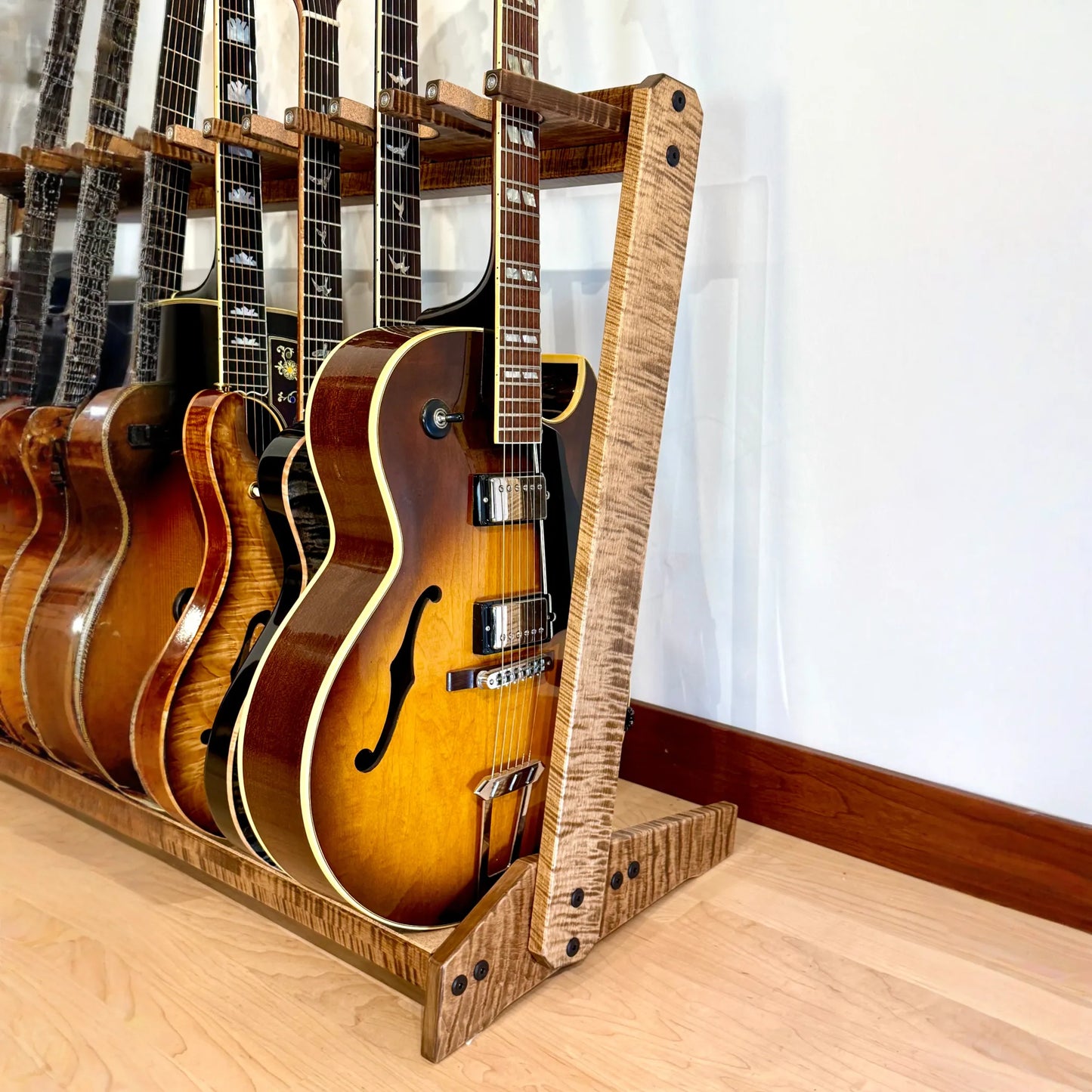 Grand StringRack - Flamed Maple - Provincial