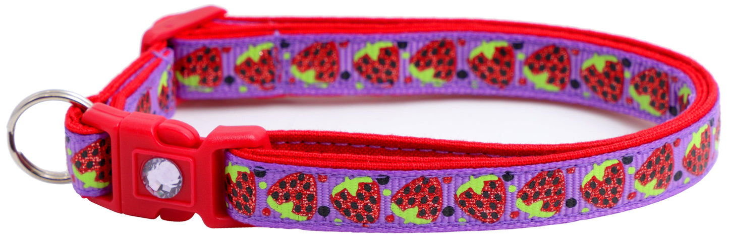 Strawberries Breakaway Cat Collar