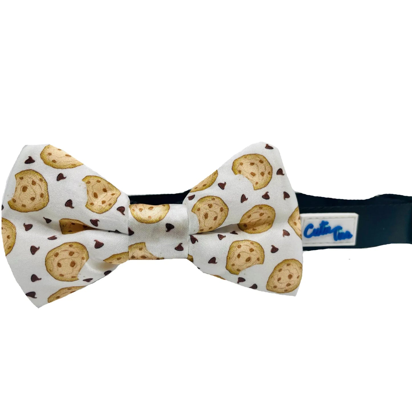 Chocolate Chip Cookie White Dog Bow Tie