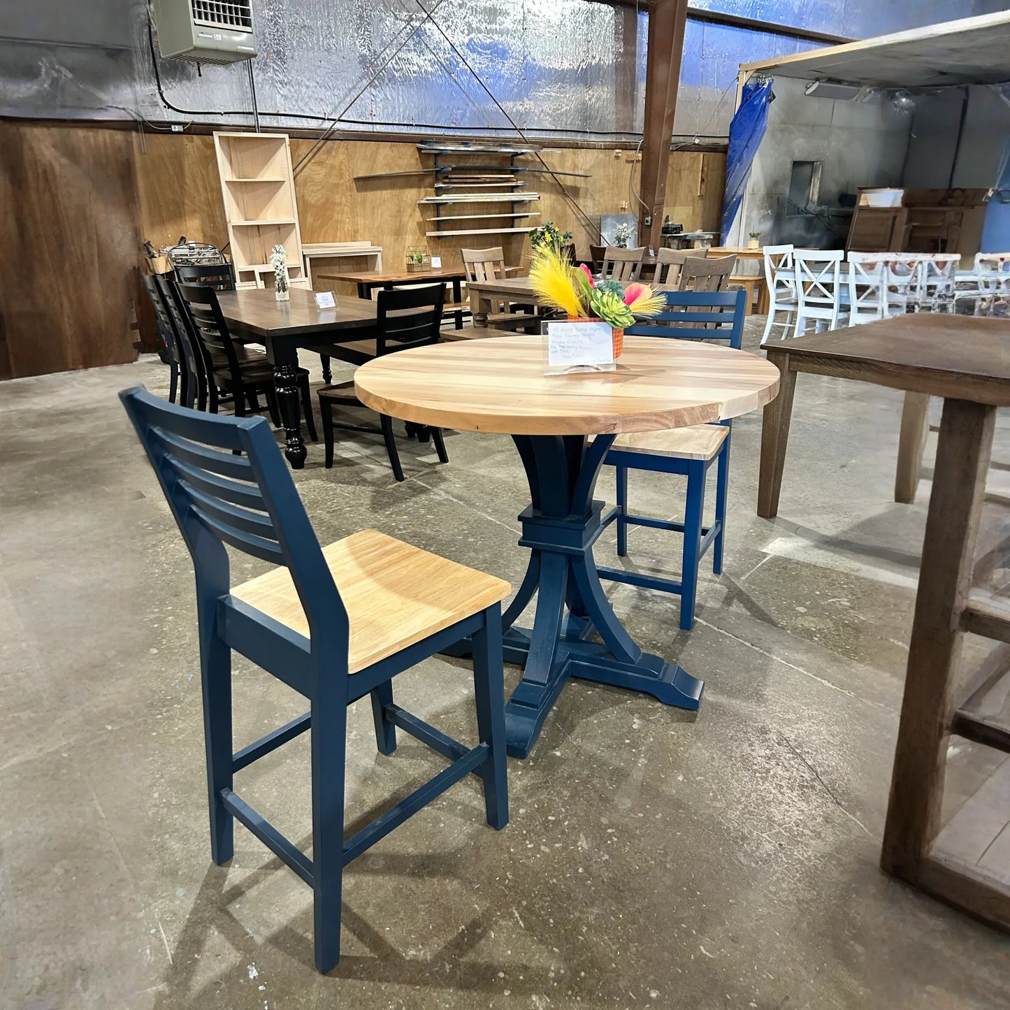 Aspen Round Dining Table