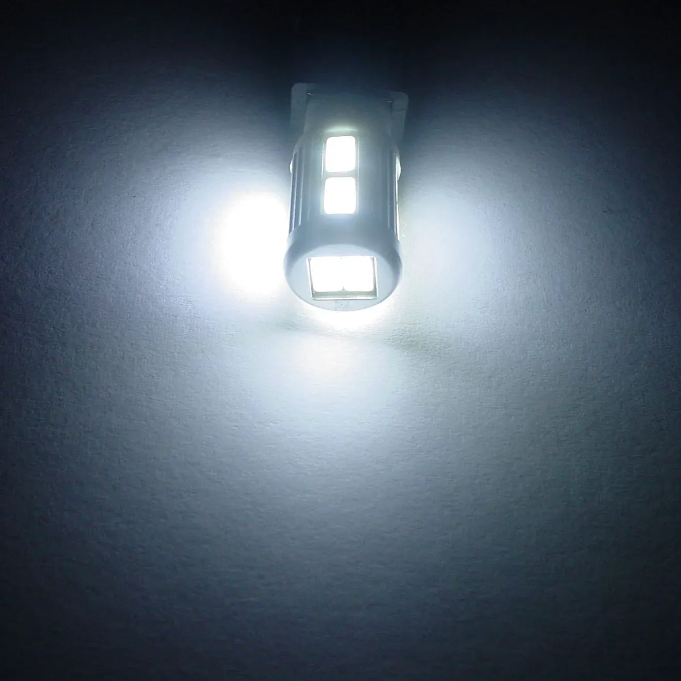 10 SMD LED T10 5630 Automotive Bulb (White)