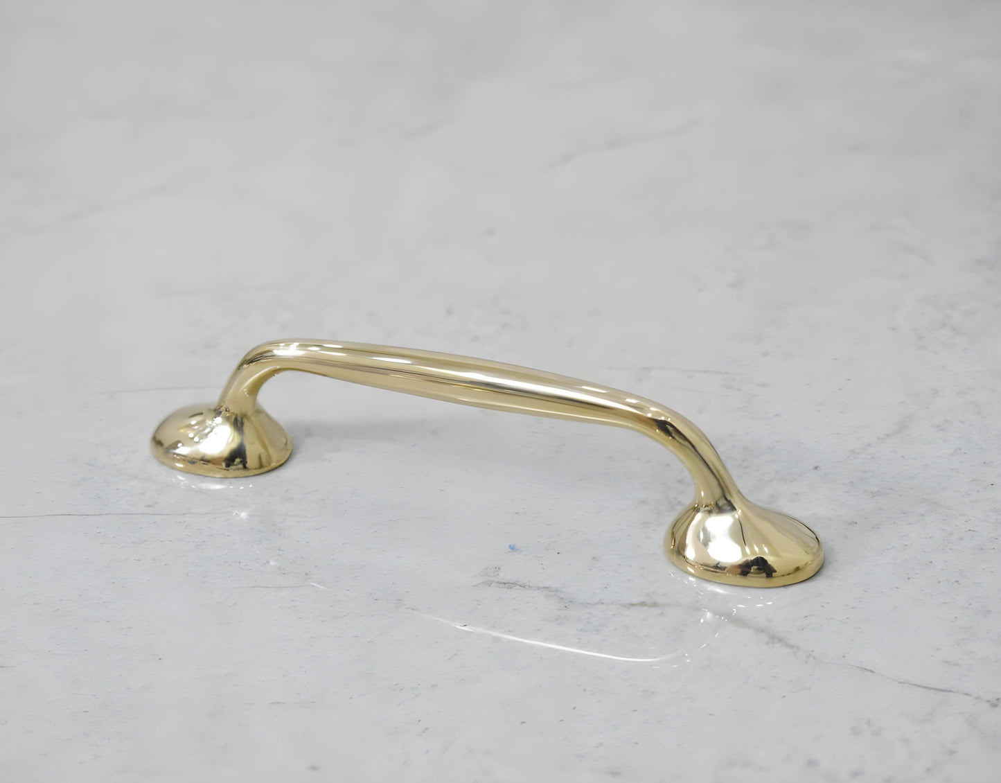 Richmond Cabinet Pulls - Unlacquered Brass Polished