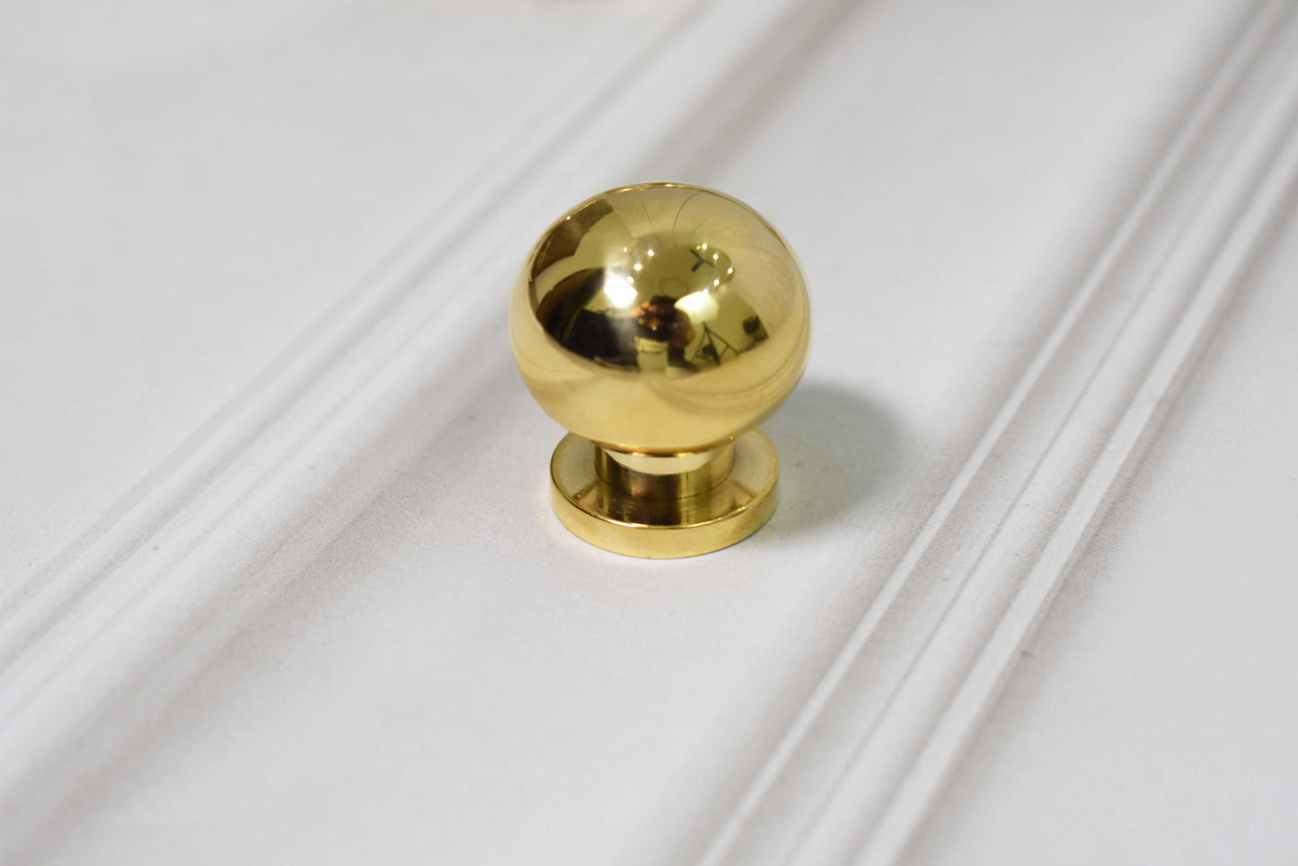 Serene Cabinet Pulls - Unlacquered Brass Polished