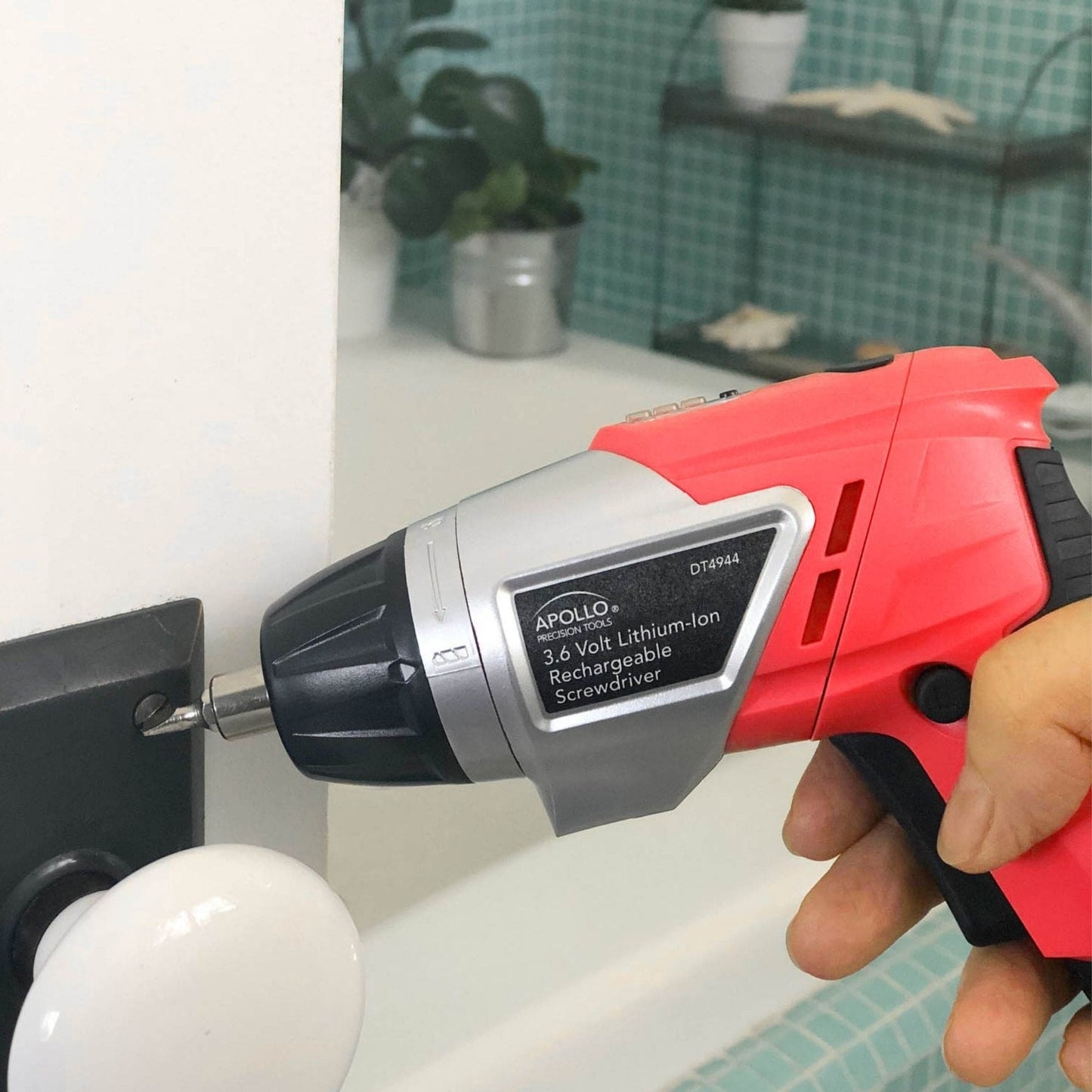 3.6 Volt Lithium-Ion Rechargeable Screwdriver with 45 Pieces Accessory Set - DT4944