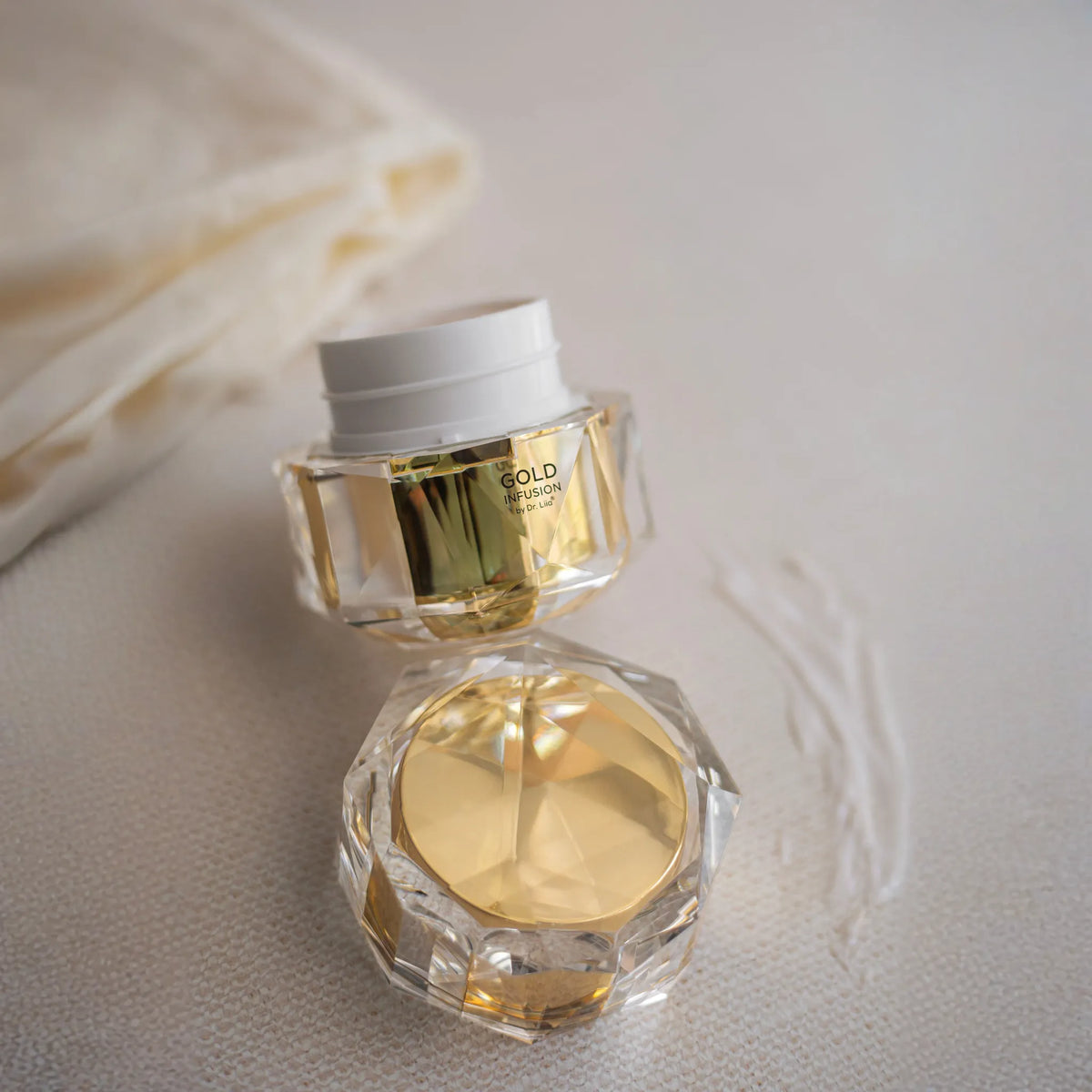 Gold Peptide Moisturizer with Niacinamide and Ceramide - Sellers in California, 🆕 New Arrivals, All Products, Products from EpiLynx, 💄 Health + Beauty - Little Red General Store