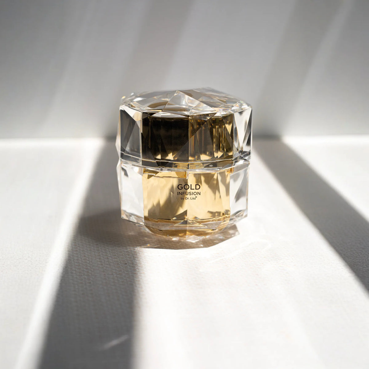 Gold Peptide Moisturizer with Niacinamide and Ceramide - Sellers in California, 🆕 New Arrivals, All Products, Products from EpiLynx, 💄 Health + Beauty - Little Red General Store