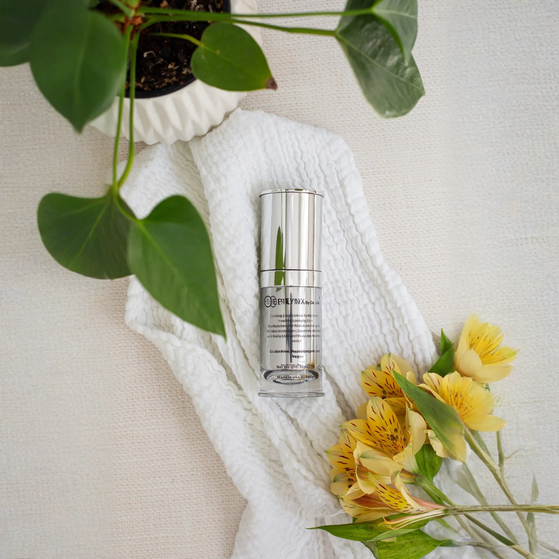 Face Moisturizer for Sensitive and Dry Skin - Lightweight