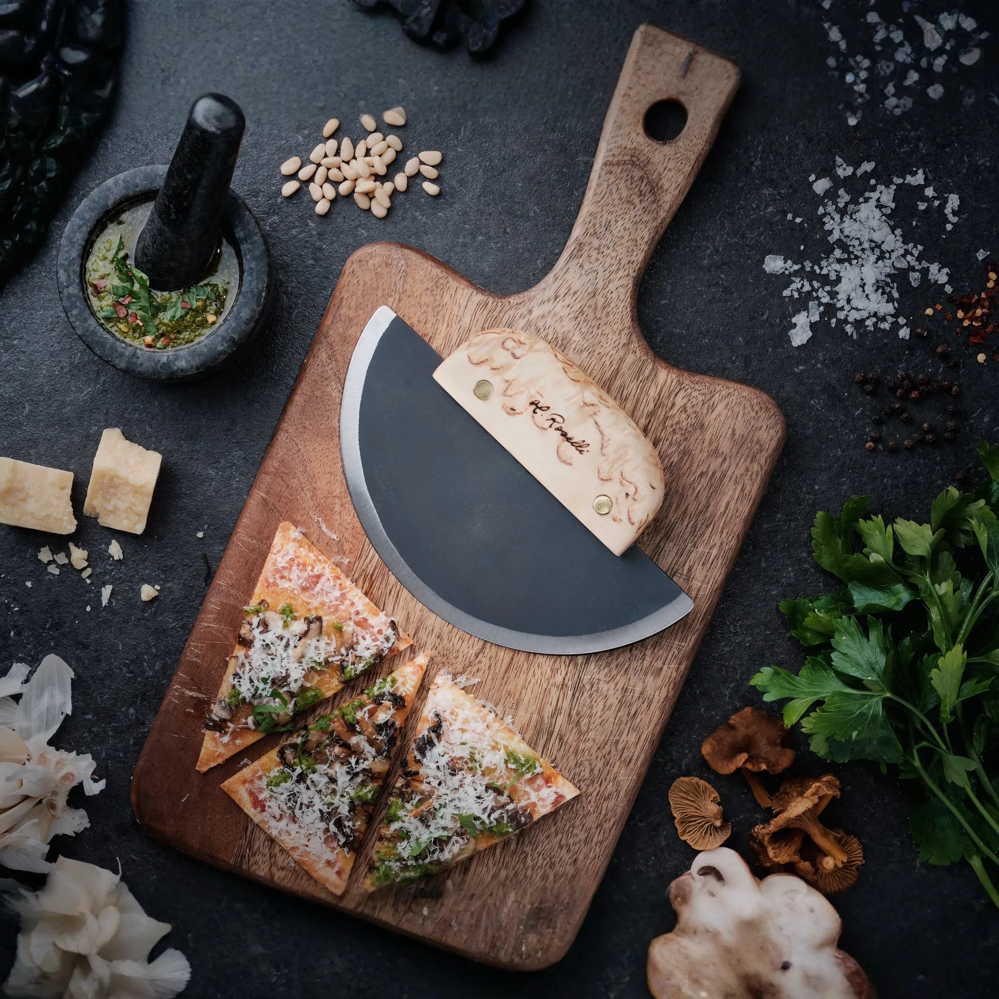 Roselli R740 The Ulu Knife