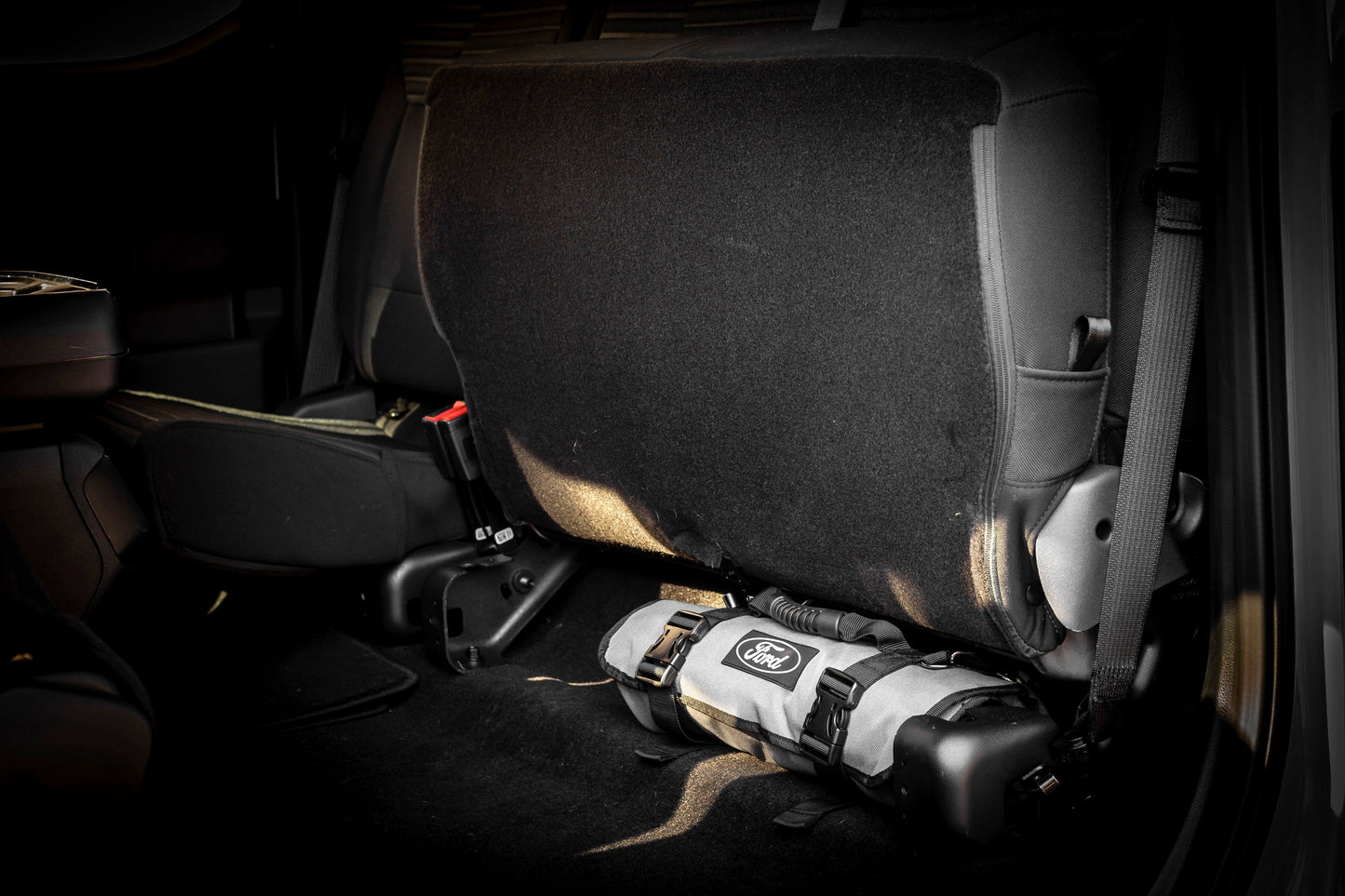 86pc Ford Brand Tool Roll Kit