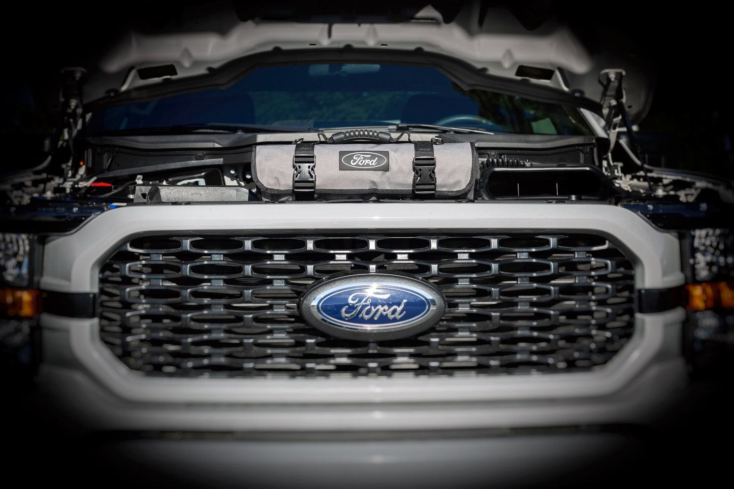 86pc Ford Brand Tool Roll Kit