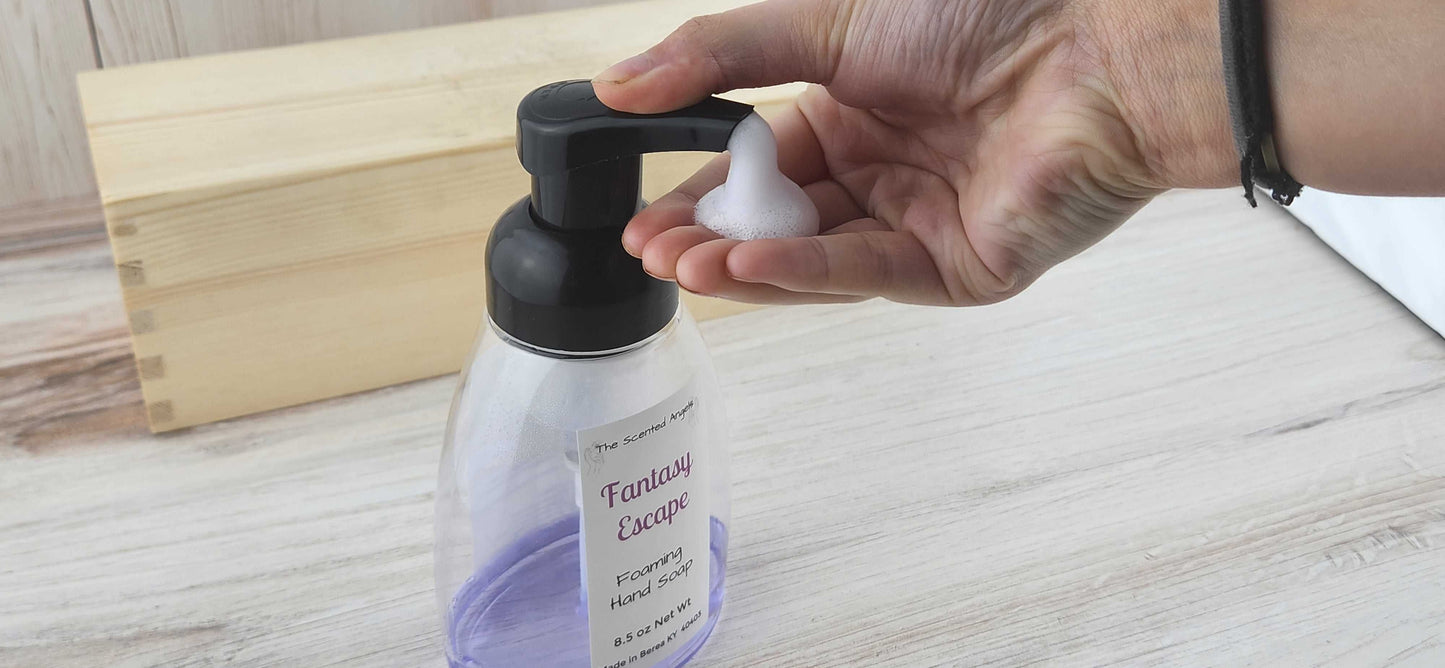 Fantasy Escape Foaming Hand Soap