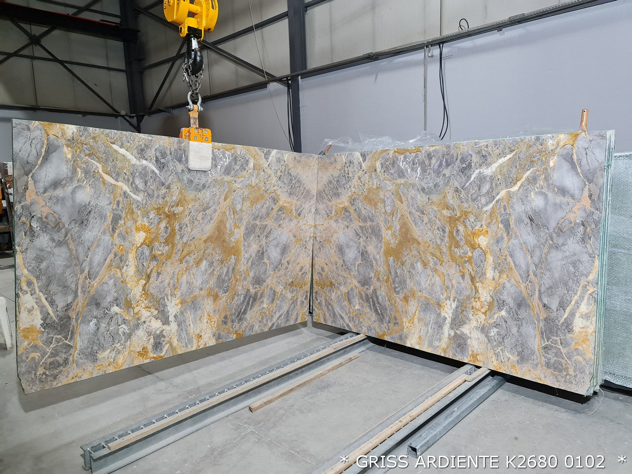 Gris Ardiente Gray Bookmatching Marble Slabs Polished - Full Truckload