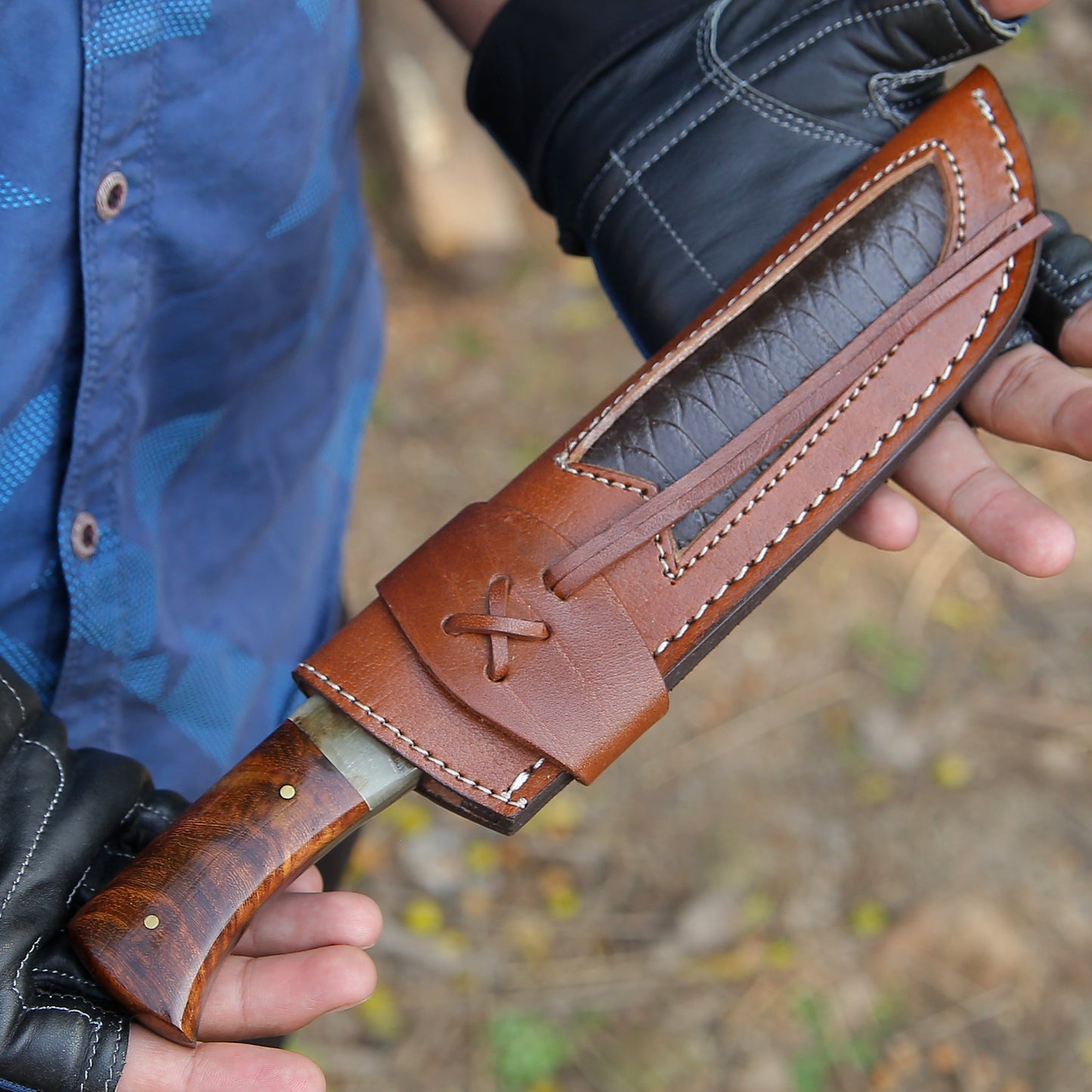 Stinger Custom Handmade Hunting Knife, With Ram Horn & Rose Wood Handle