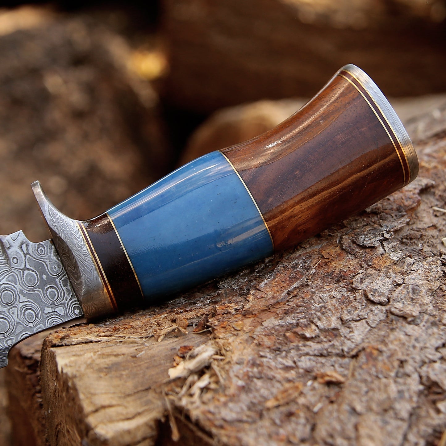 Hellfire Damascus Hunting Knife with Leather Sheath