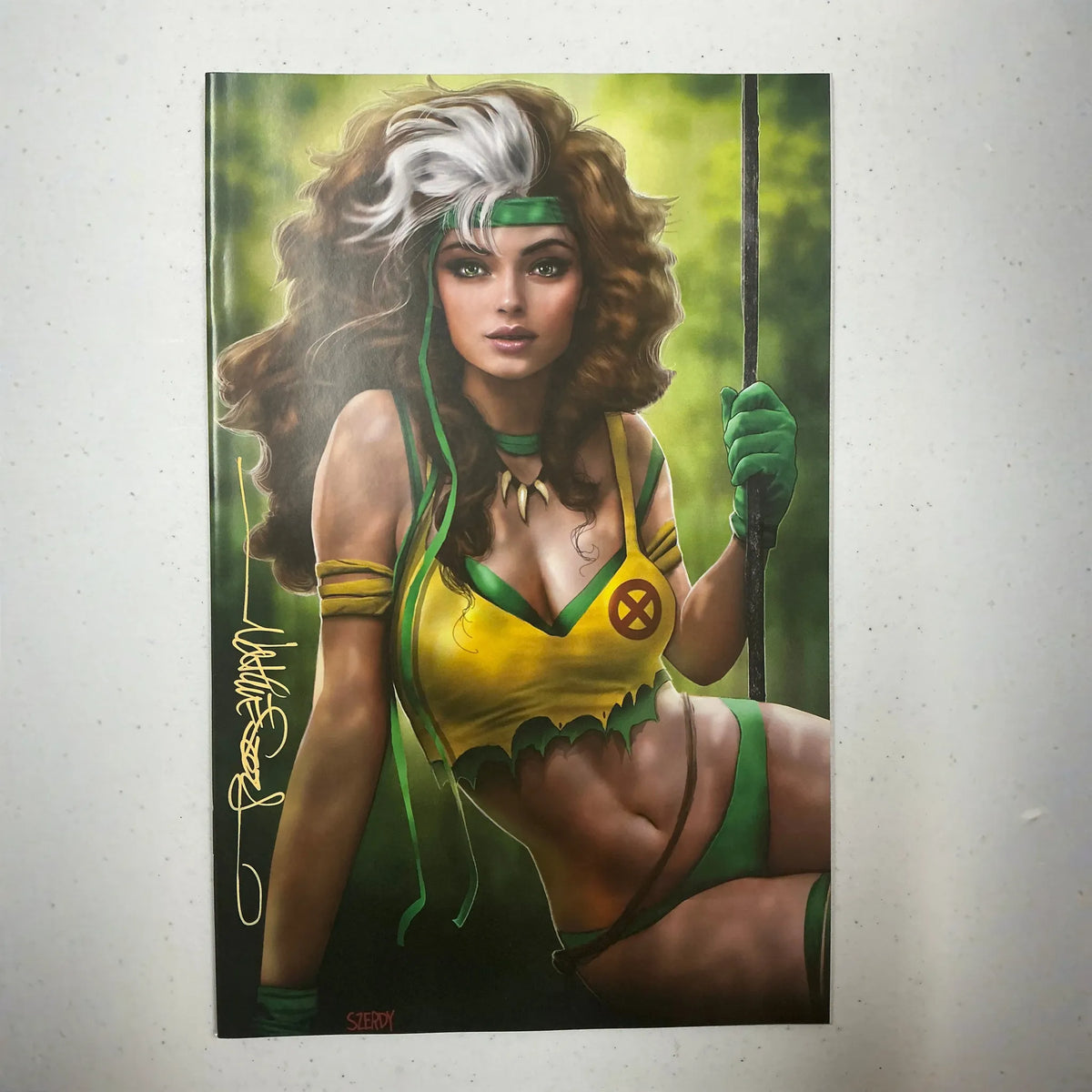 [Signed by Nathan Szerdy] ROGUE & GAMBIT #4 UNKNOWN COMICS NATHAN SZERDY EXCLUSIVE VIRGIN VAR [IN STOCK]