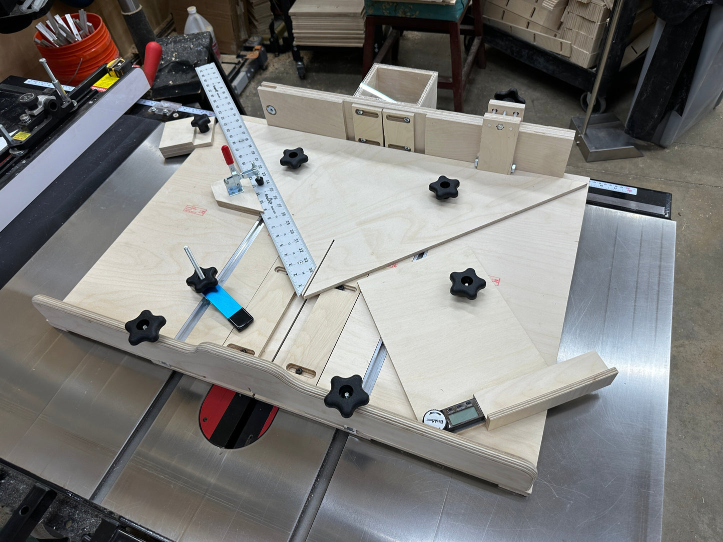FLAGSHIP TABLE SAW SLED PLANS with PAPER TEMPLATES - Full Size