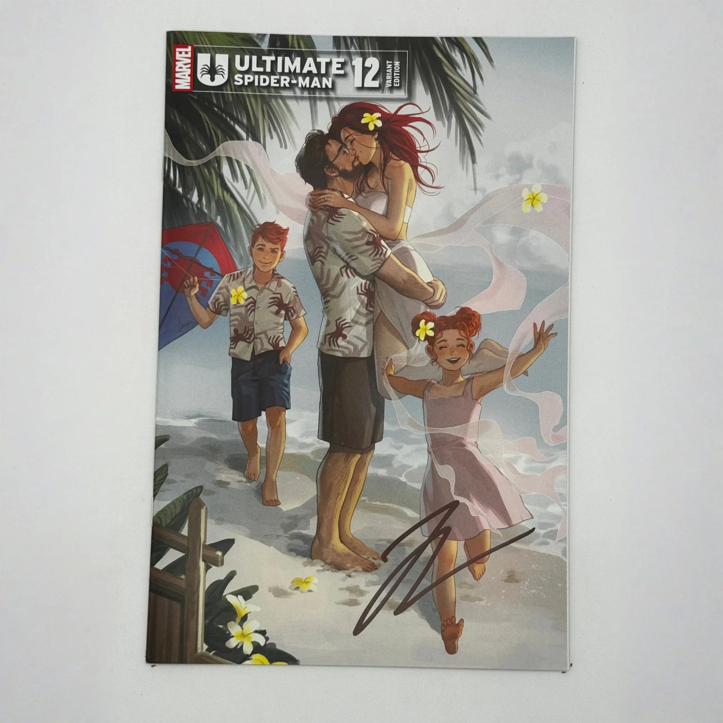 [Signed by Hickman] Ultimate Spider-Man #12 Unknown Comics Leirix Exclusive Var [INST]