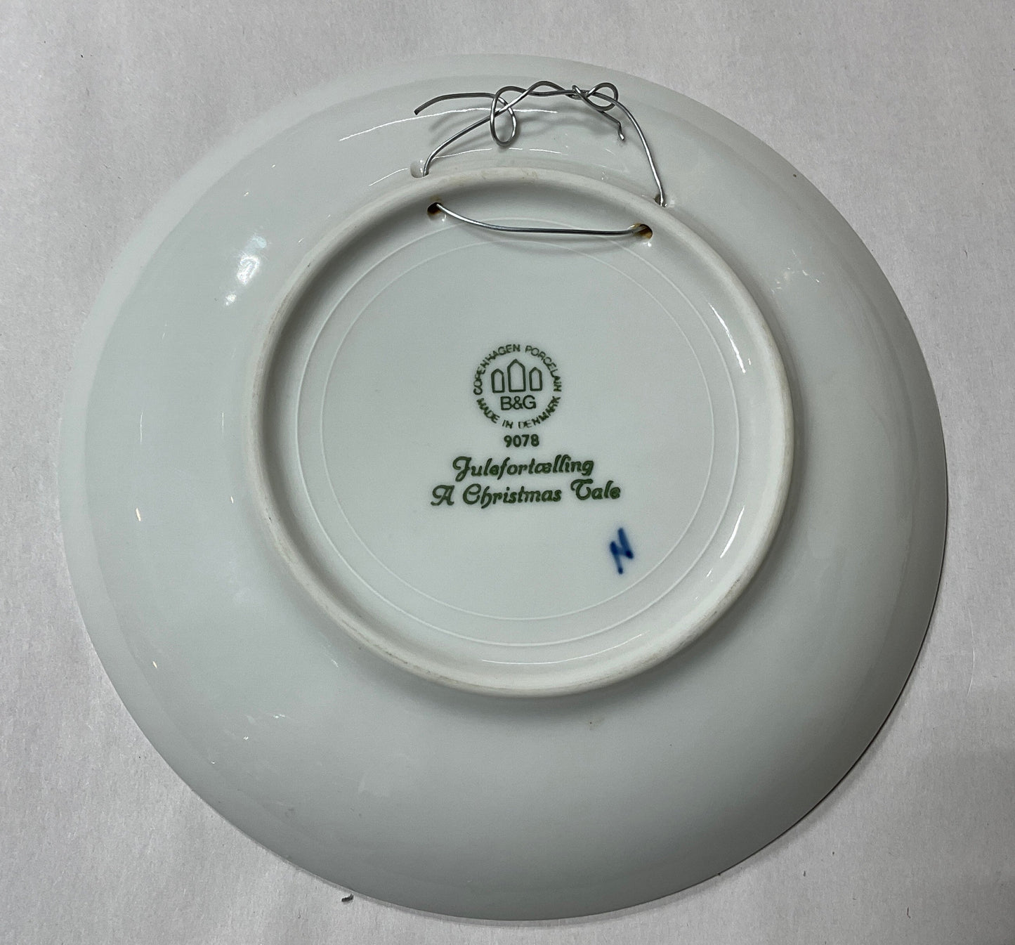 Vintage B&G Copenhagen porcelain Jule After plates