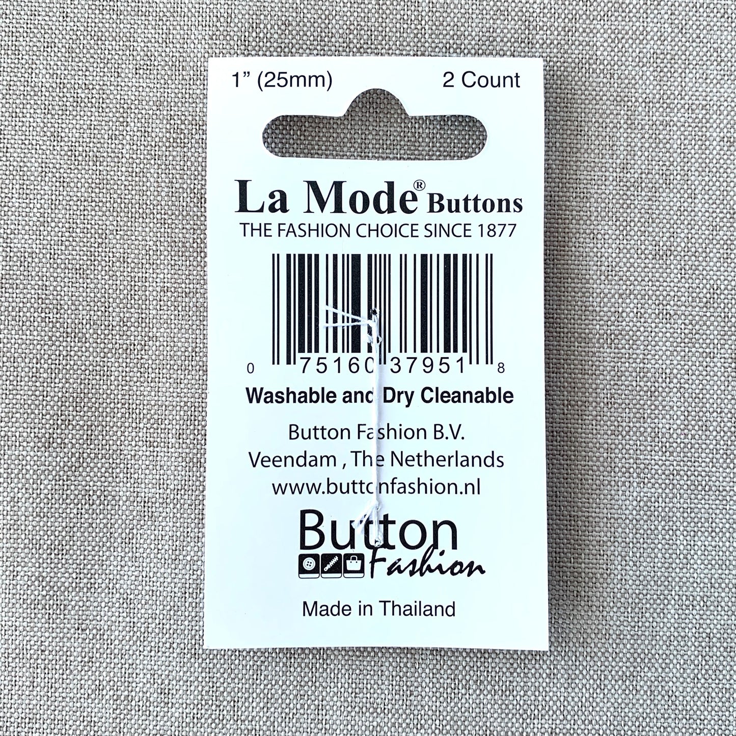 1152 Damask - La Mode - 2 Holes - 25mm - Pink Green