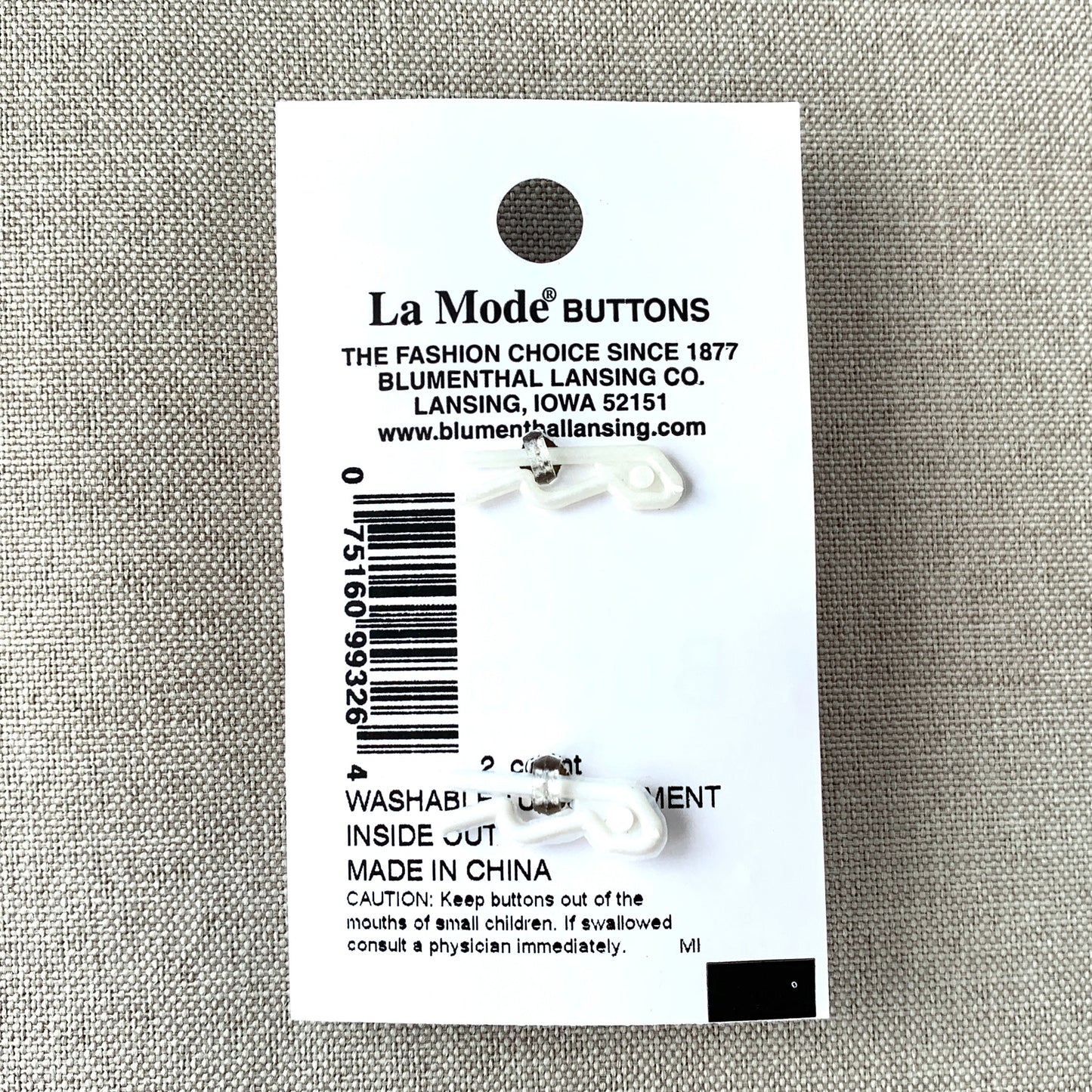 4218 Apple Basket - La Mode - 1 Hole - Shank - Assorted Sizes