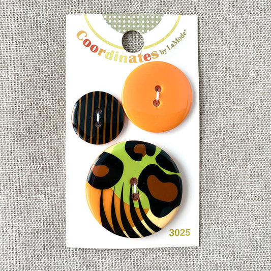 3025 - Coordinates - 2 Hole - Assorted Sizes - Black Orange Green