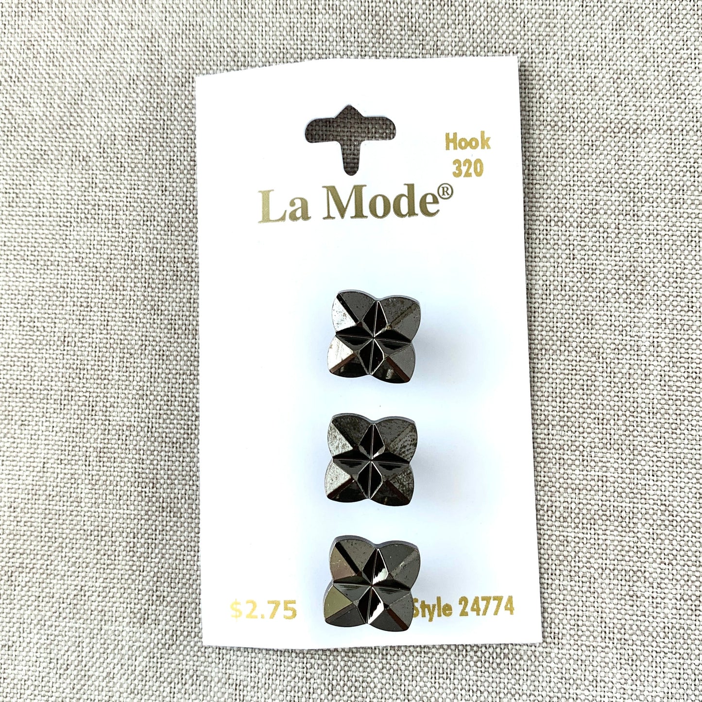 24774 Geometric Gunmetal Square - La Mode - 1 Hole - 16mm - Gunmetal