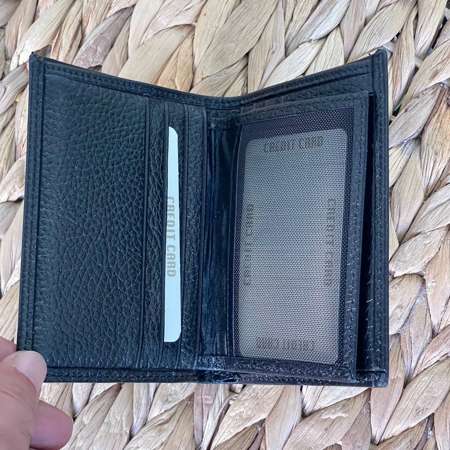 Handmade Real Leather Wallet – The Ultimate Official Gift for Men and Women - Black