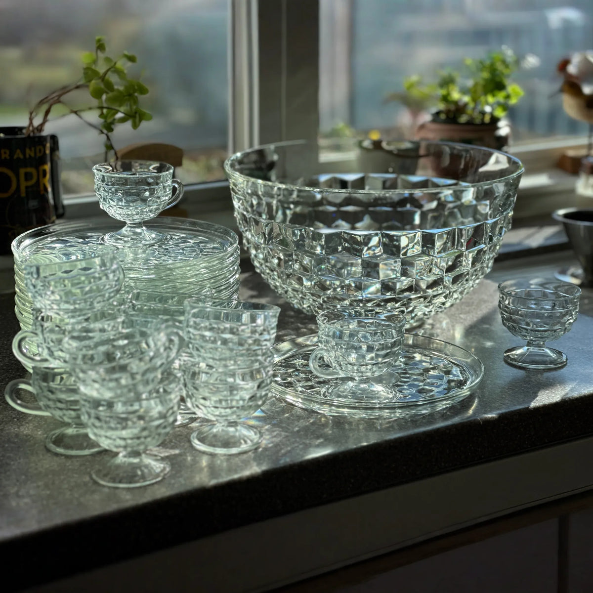 Punch / Salad Bowl