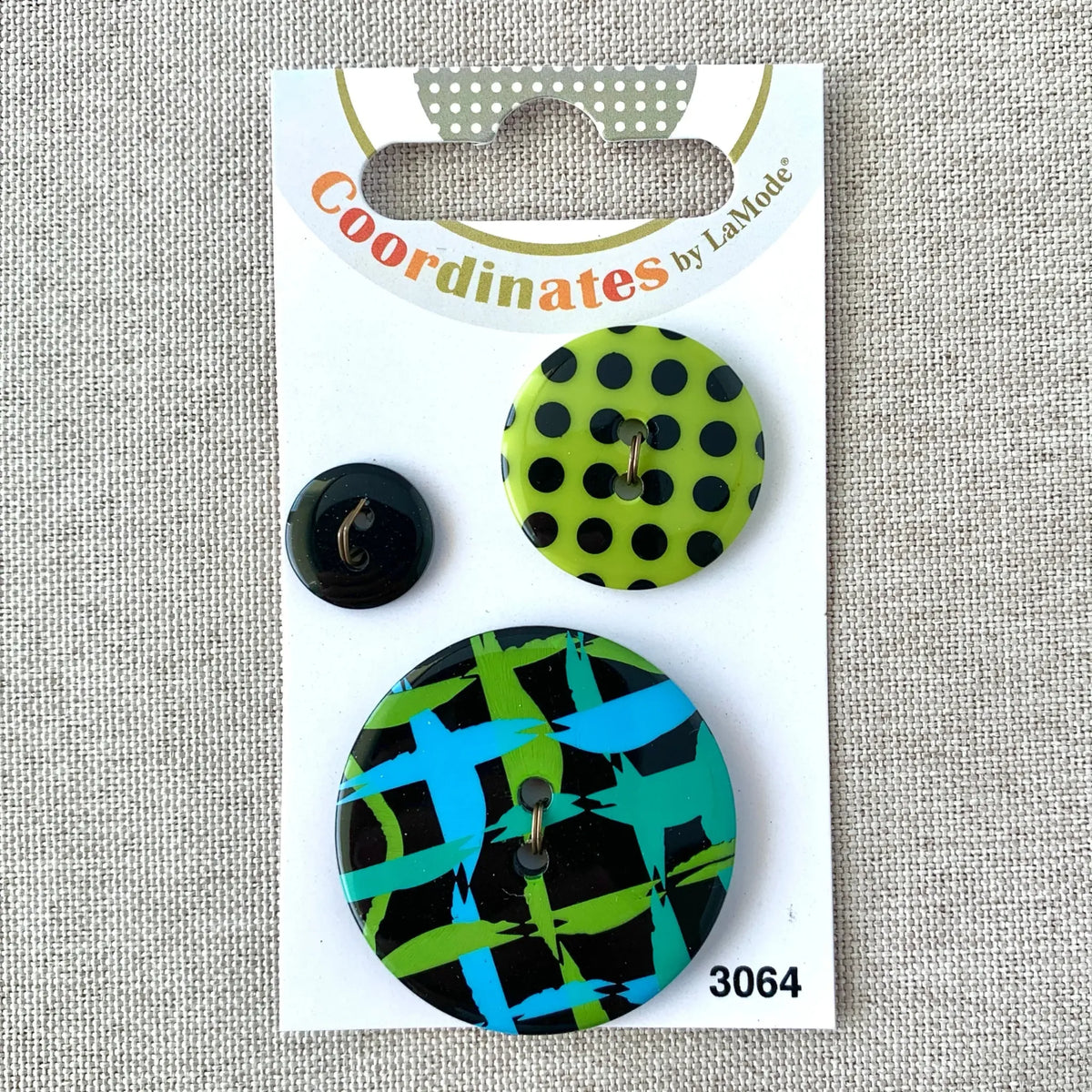 3064 - Coordinates - 2 Hole - Assorted Sizes - Black Blue Green