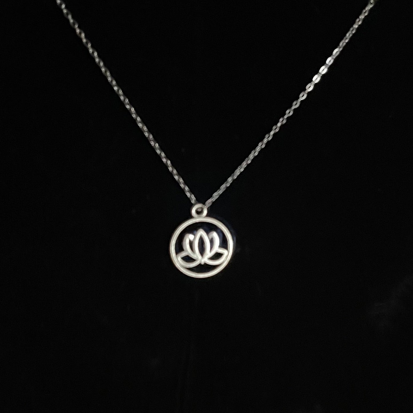 Stainless Steel Lotus Pendant Necklace - Elegant Unisex Jewelry Gift with Durable Construction