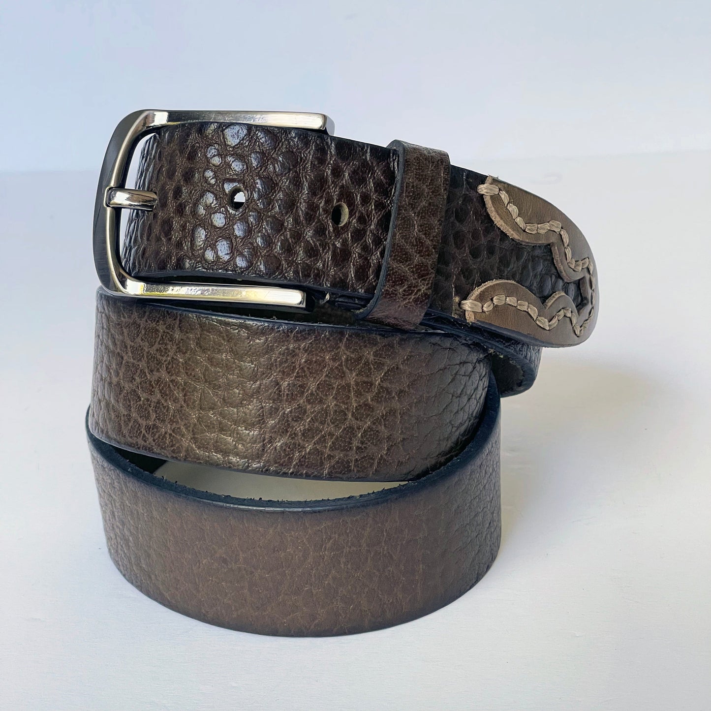 Elegant Handmade Thick Genuine Leather Belt, Flat Grain Texture, Official Gift for Men in Brown