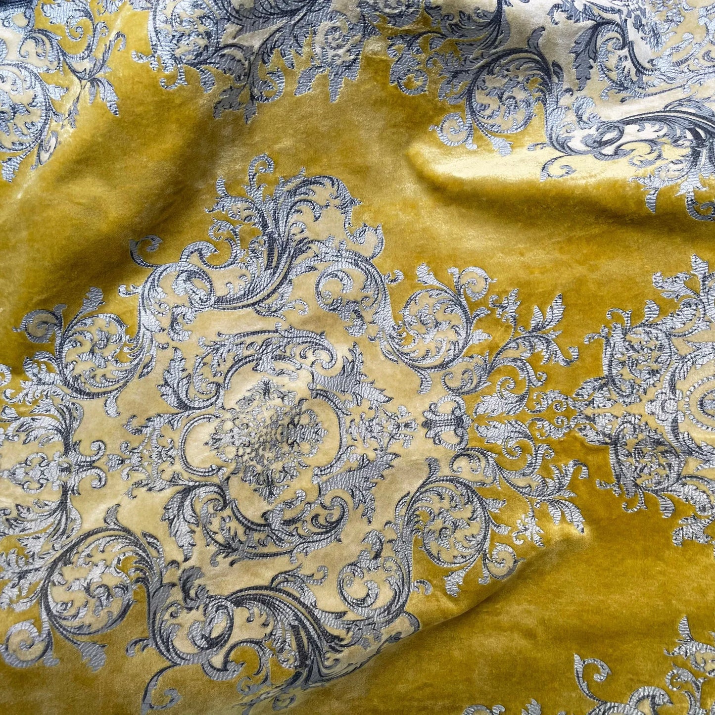 58" (W) x 36" (L) {1 Yard}