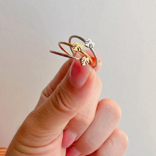 Monstera Deliciosa Dainty Minimal Plant Ring