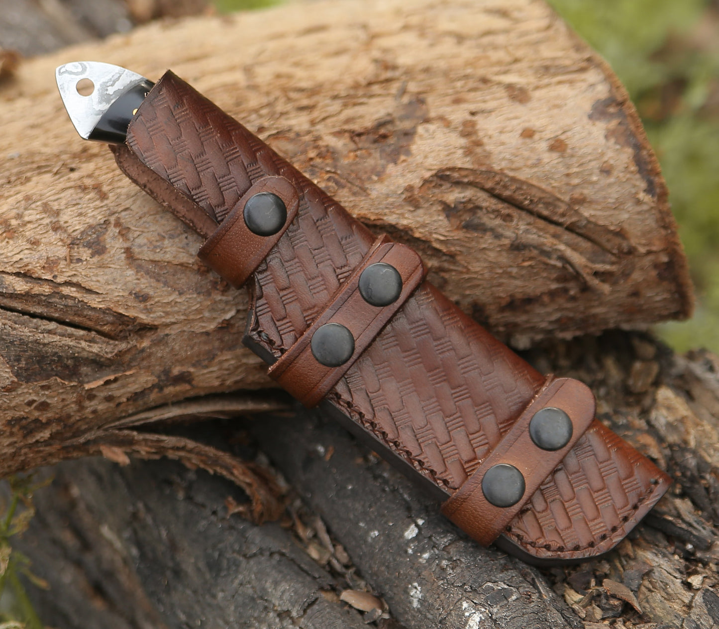 Synapse Damascus Hunting Knife with Gut Hook Horn & Turquoise Handle