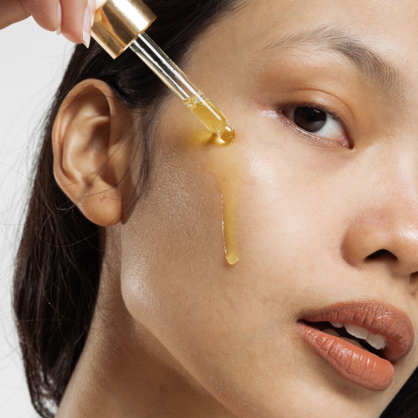 REWIND Hydrating Face OIl with Vitamin C