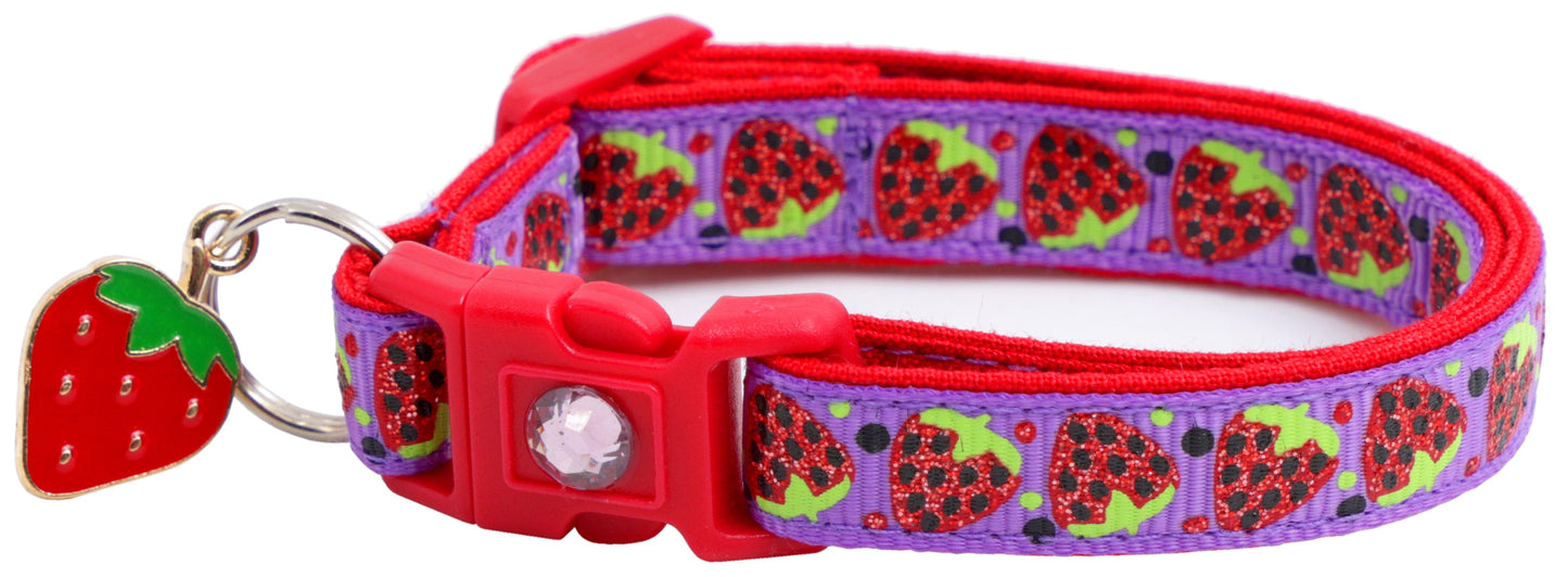 Strawberries Breakaway Cat Collar
