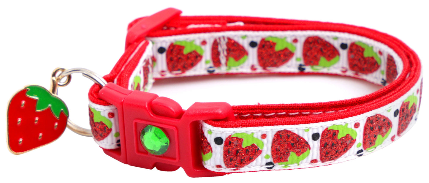 Strawberries Breakaway Cat Collar