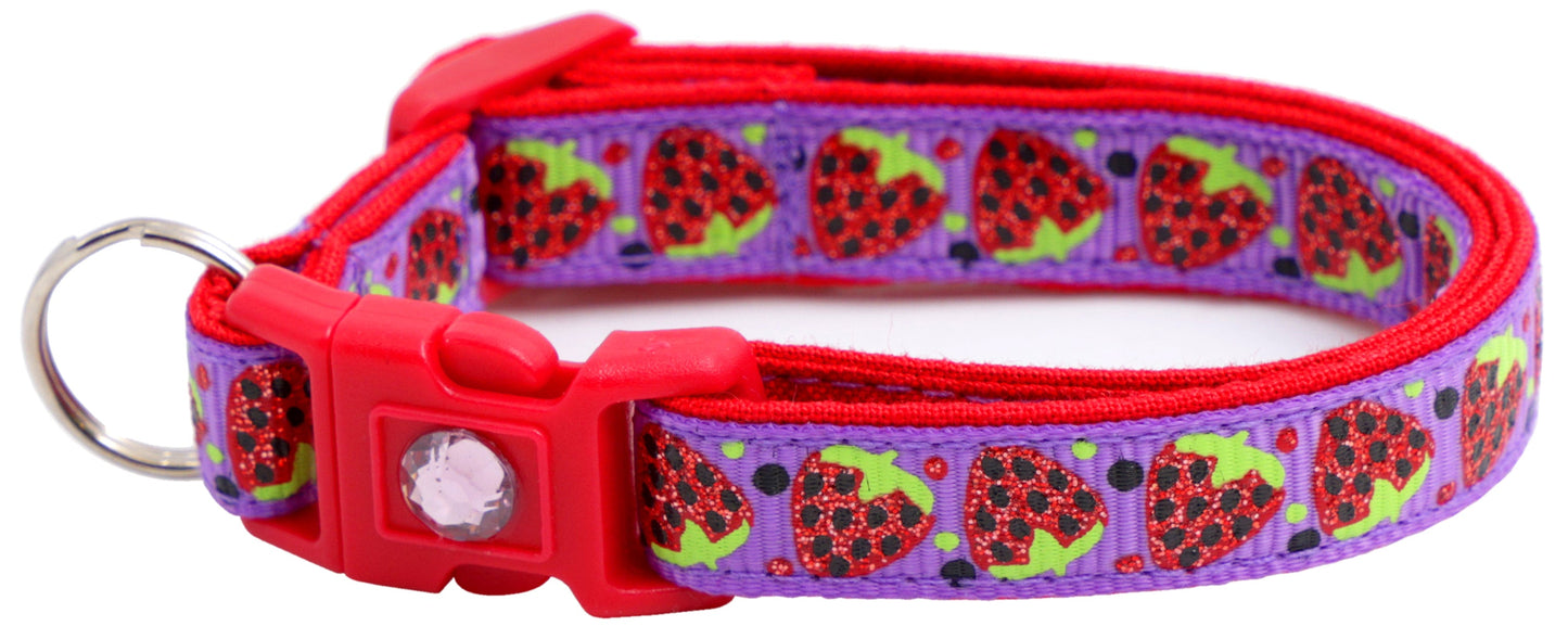 Strawberries Breakaway Cat Collar