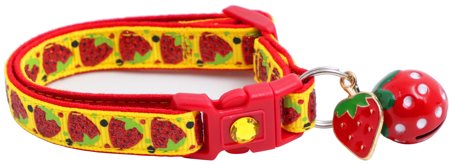 Strawberries Breakaway Cat Collar