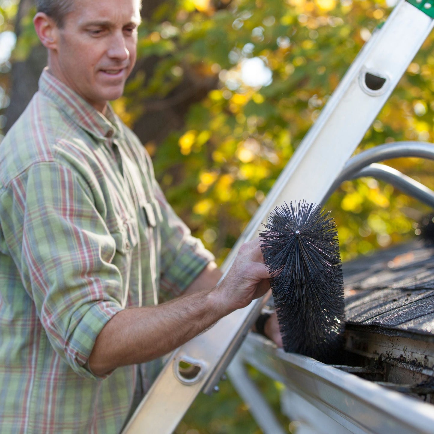 6 Inch Gutter Guards – Oversize Brush Gutter Guard (5.25" Dia) – Gutter Protection for Heavy Leaf Debris