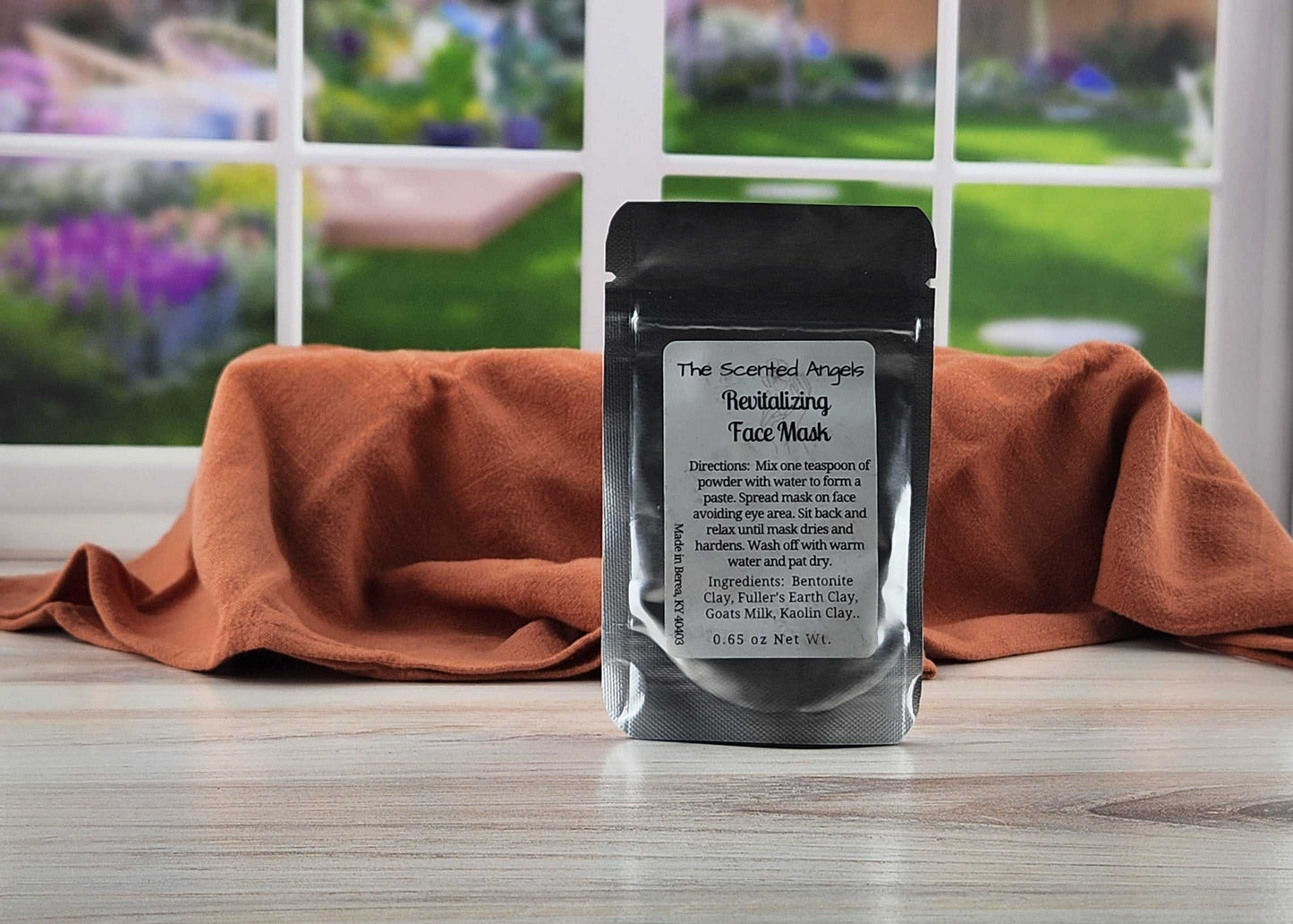 Revitalizing Face Mask - Made with all-natural clays