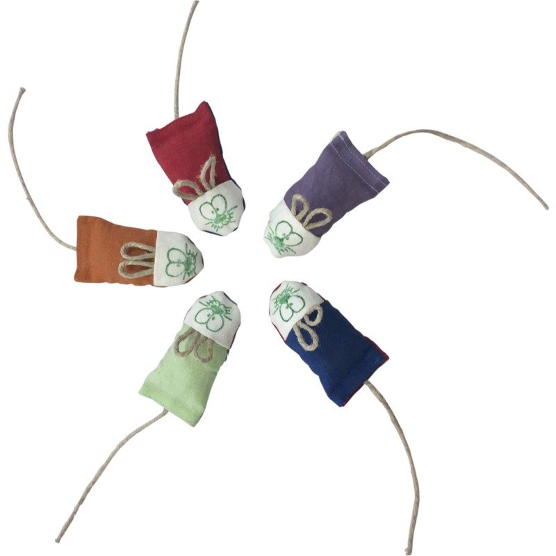 REFILLABLE CATNIP MOUSE TOY