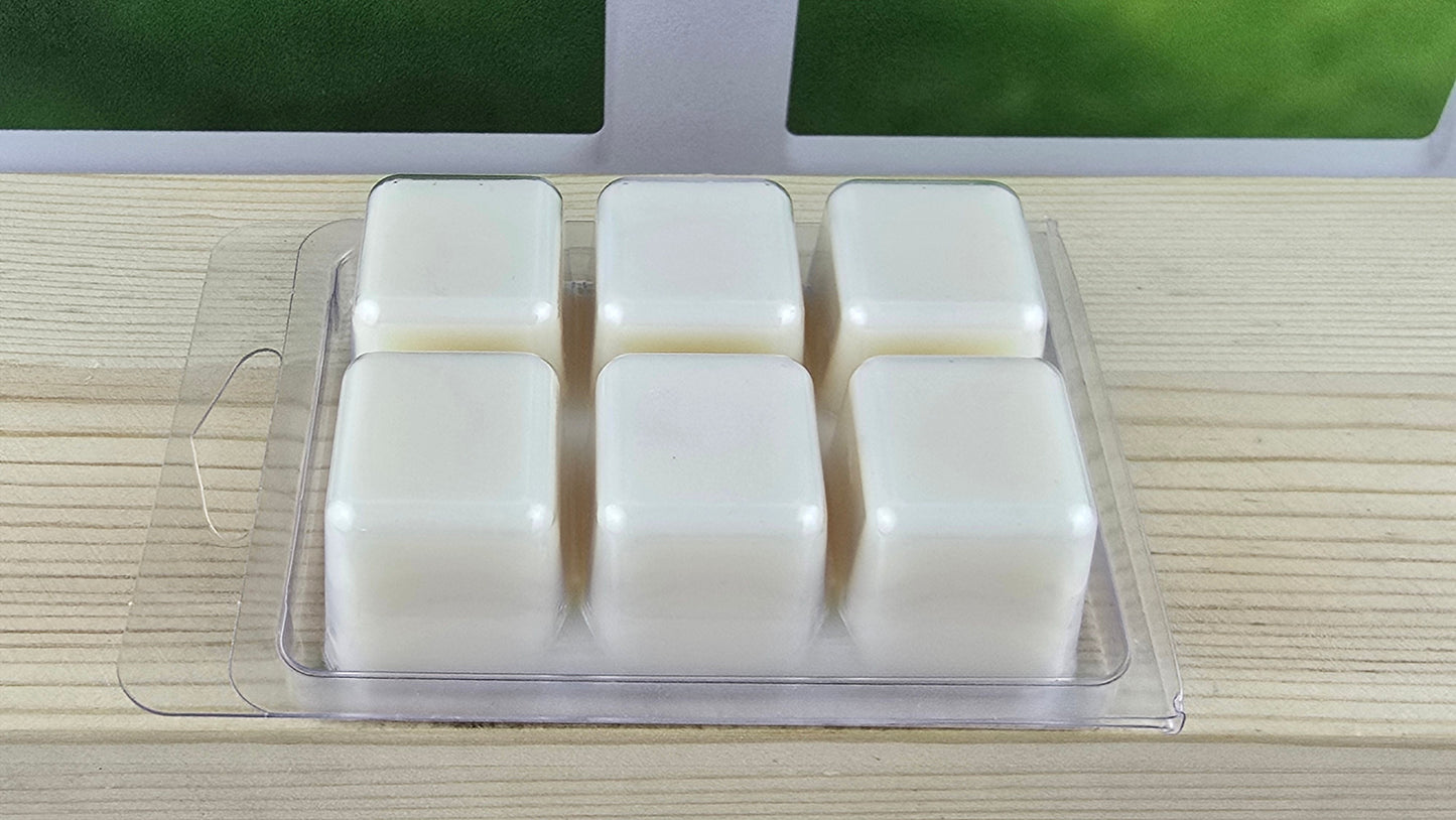 Strawberry Banana Soy Wax Melts (Clamshells & Squeezable Wax)