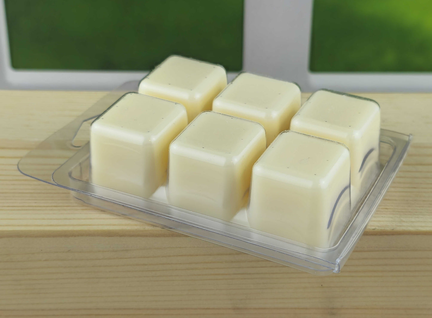 Strawberry Banana Soy Wax Melts (Clamshells & Squeezable Wax)