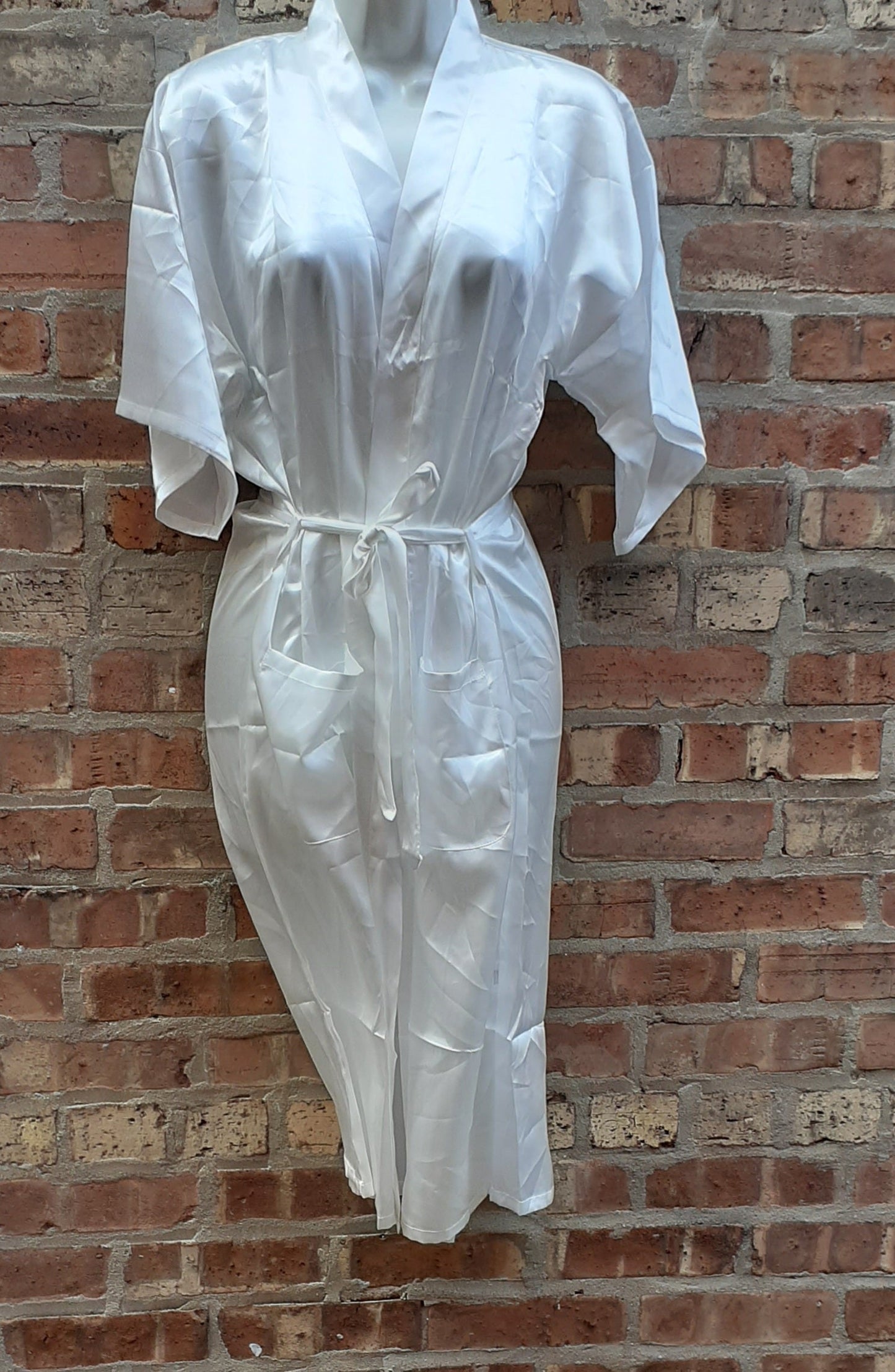 Vintage NEW White Satin Kimono Robe Size XL/XXL