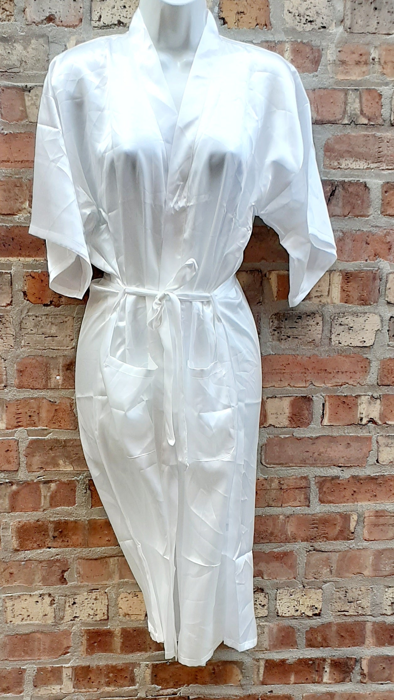 Vintage NEW White Satin Kimono Robe Size XL/XXL